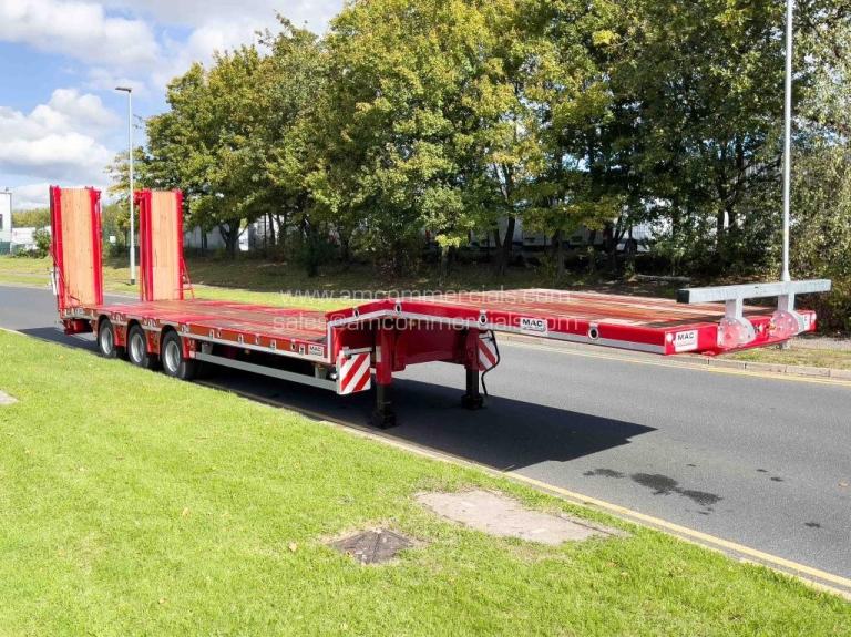MCCAULEY 3 AXLE LOW LOADER 44,000KG 