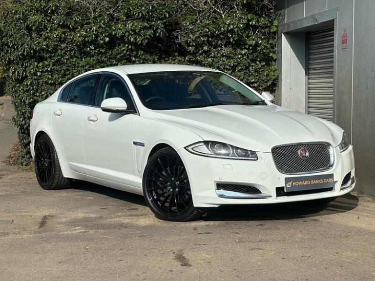 2013 Jaguar XF d V6 Premium Luxury Saloon Diesel Automatic