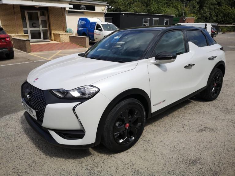 DS AUTOMOBILES DS 3 CROSSBACK 1.5 BlueHDi Performance Line White Manual Diesel 2