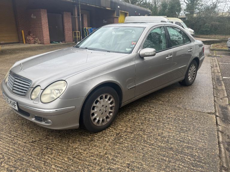 Mercedes-Benz, E CLASS, Saloon, 2005, Semi-Auto, 2148 (cc), 4 doors