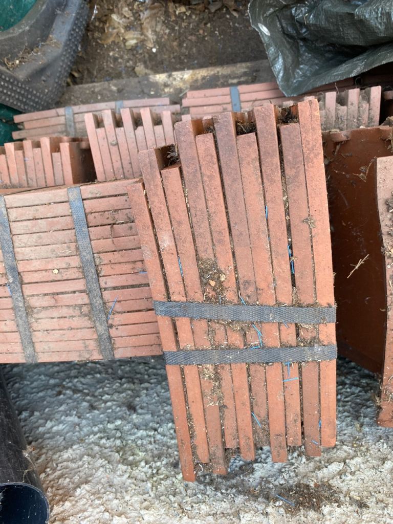 Rosemary Clay Roof Tiles - Good Condition, Approx 26cm x 16cm