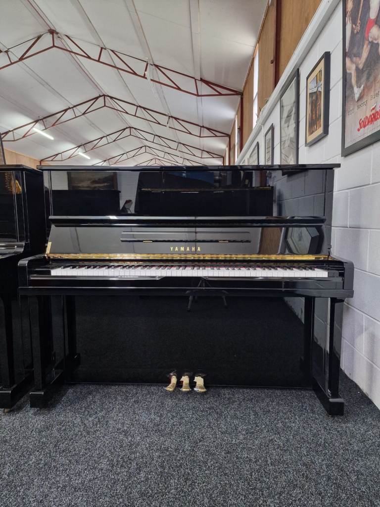 Yamaha U10A Upright Piano | c.1992 | Fully Restored 