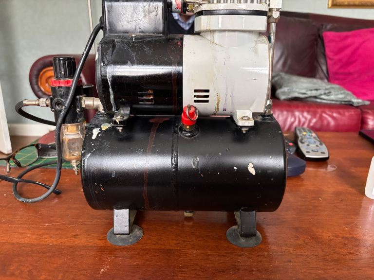 Air Compressor and Airbrushes 