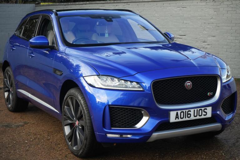 2016 Jaguar F-Pace 3.0d V6 1st Edition 5dr Auto AWD ESTATE DIESEL Automatic