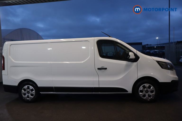 2025 Renault Trafic SL30 90kW 52kWh Advance Van Auto PANEL VAN ELECTRIC Automatic