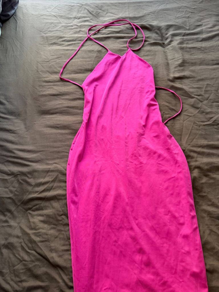 Pink Halterneck Maxi Dress – Oh Polly UK 10 / US 6 | RRP £40 – Now Only £10!