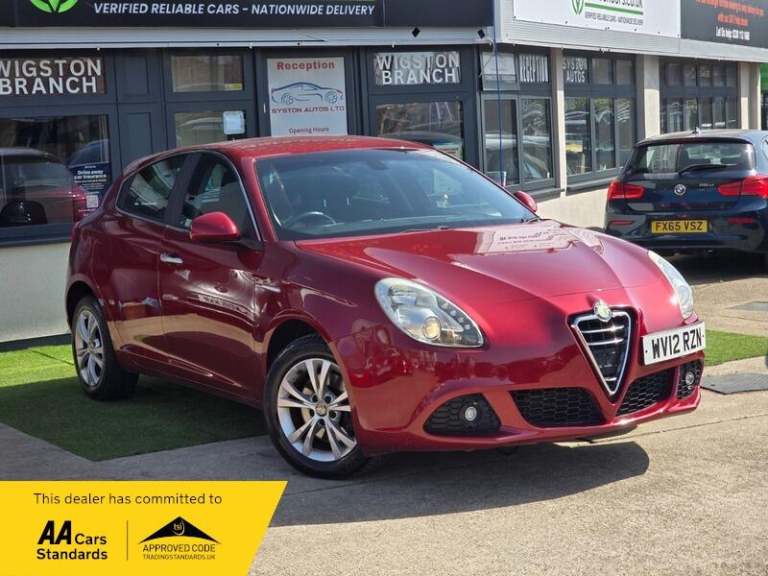 2012 Alfa Romeo Giulietta 2.0 JTDM-2 Lusso Euro 5 (s/s) 5dr HATCHBACK Diesel Manual