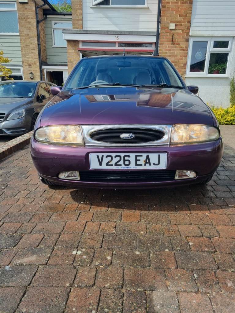 Ford, FIESTA GHIA, Hatchback, 1999, 5S Manual, 1242 (cc), 5 doors, Metallic Purple, AC, Alloys