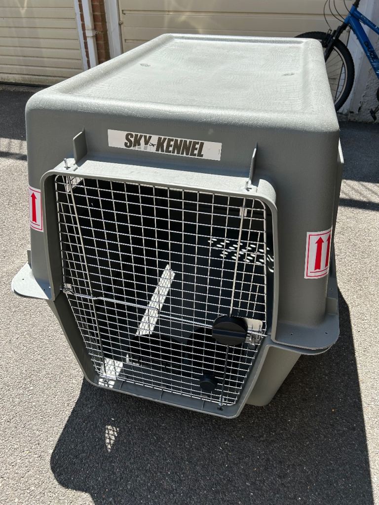 Sky Kennel travel crate
