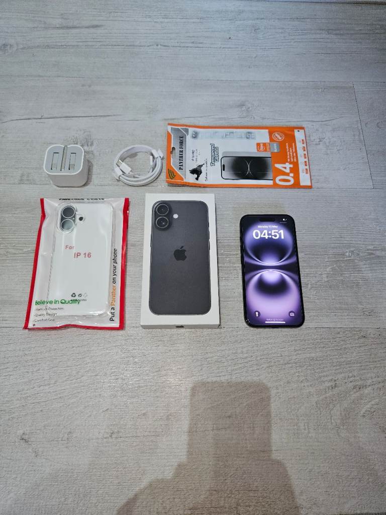 Iphone 16 5G Bundle 88% Batt 128GB Unlocked Black Warranty I Phone