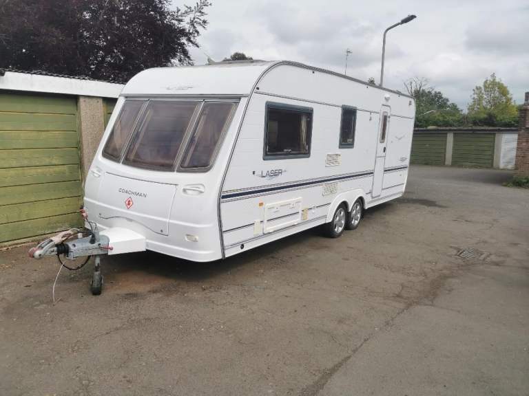 2004 coachman lazer 590/4 berth  spares repair or export