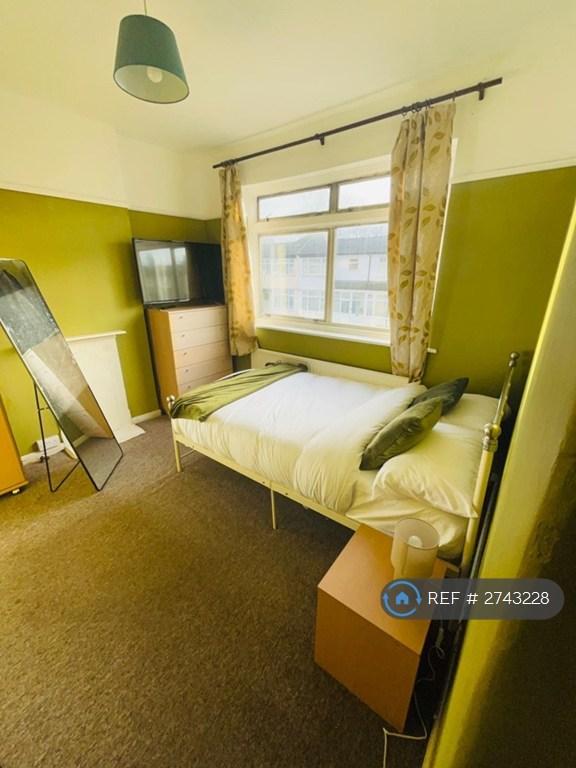 1 bedroom in Woodmasterne Road, London, SW16 (#2743228)