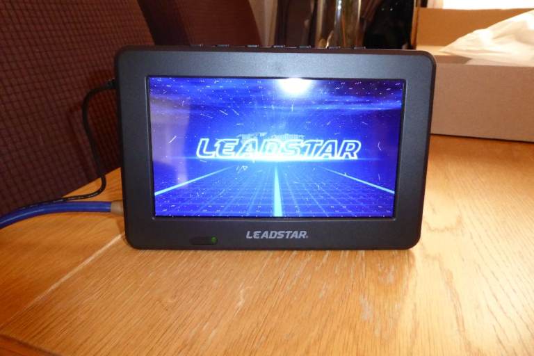 Leadstar 7" Mains/Rechargeable Mini LED TV with Built-In Freeview HD Tuner - New