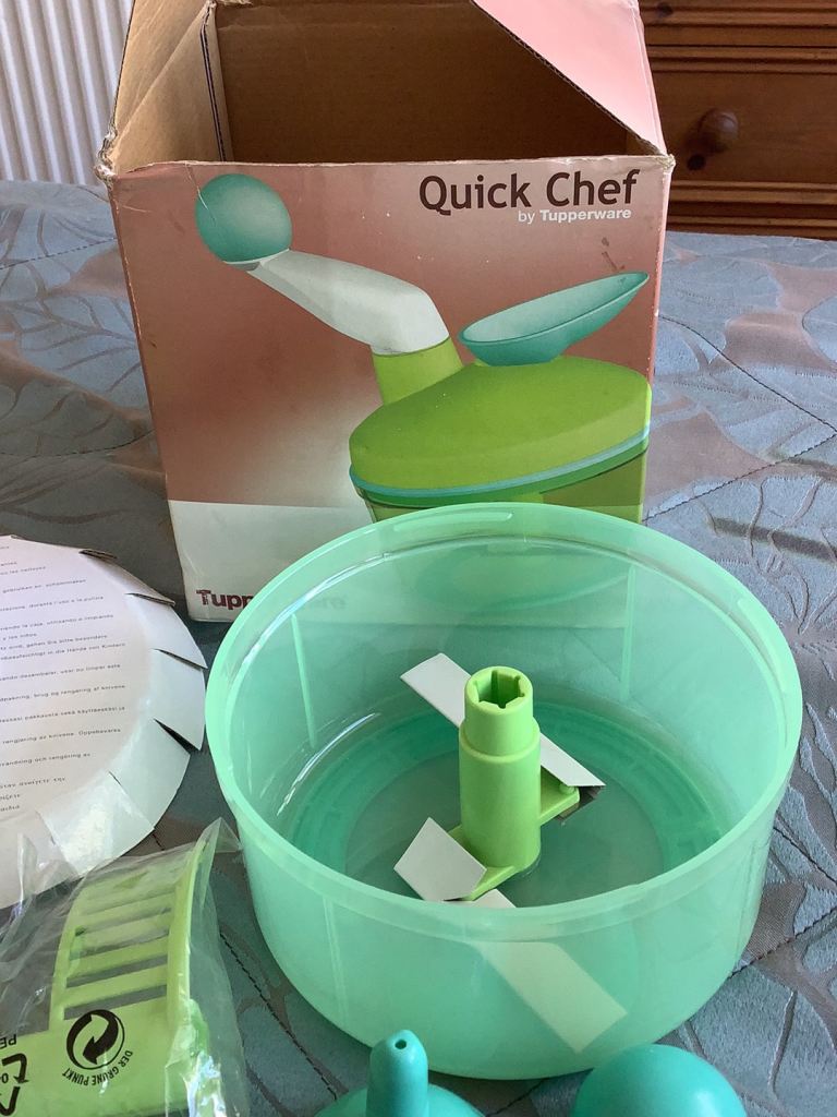 Tupperware Quick Chef manual food processor 