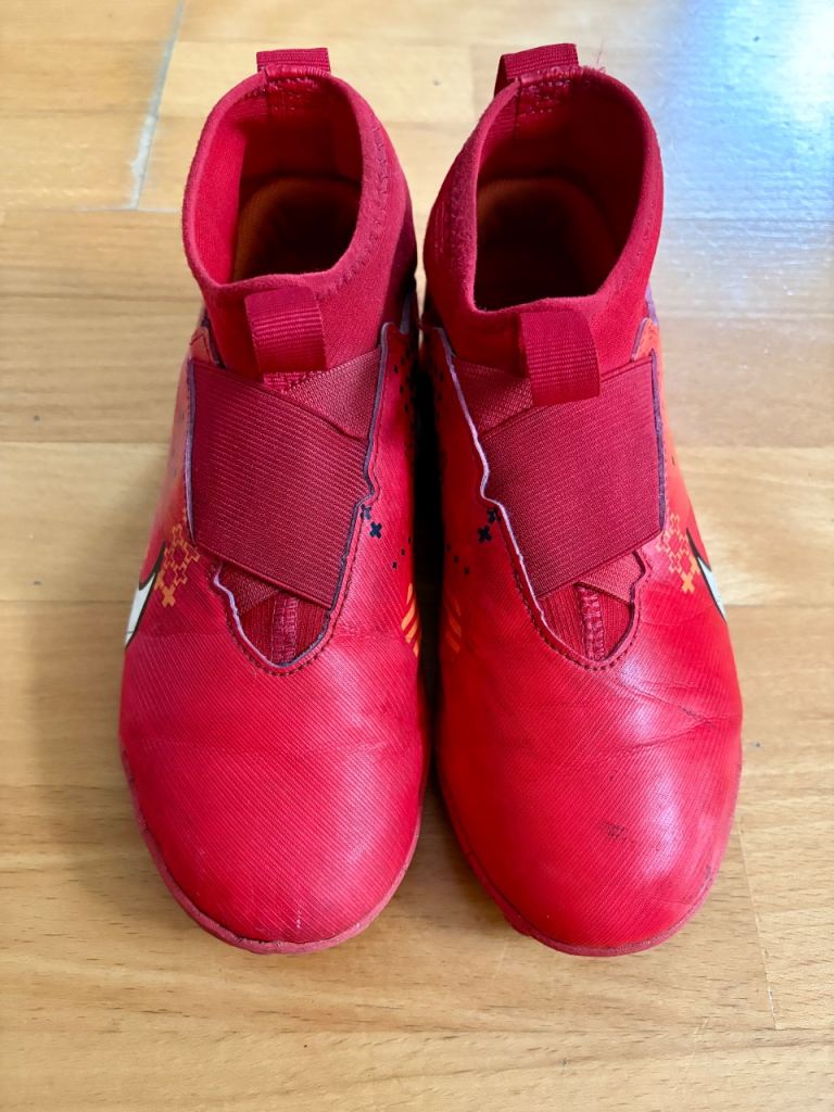 Football boots Nike Astro turf UK size 4