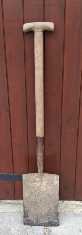 Garden Spade