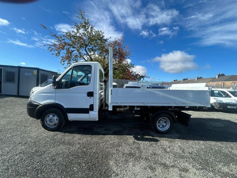 2011 Iveco Daily HOOKLOADER TIPPER NA Diesel Manual