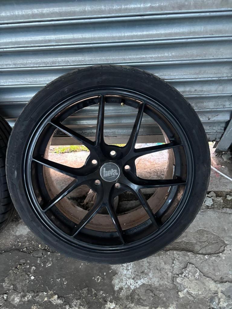 Bola FLE 18 inch 225/40rz18 wheels new 
