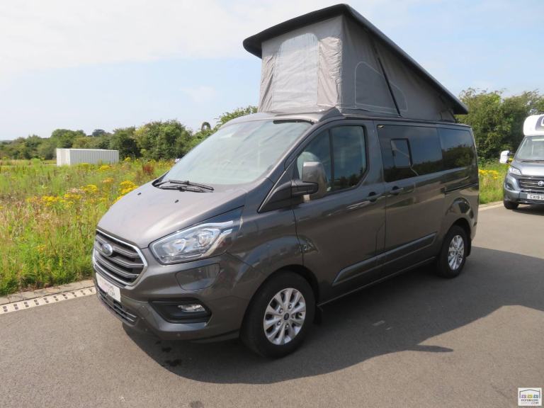 Ford Transit 340 Limited Hybrid