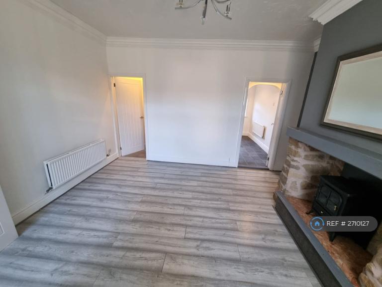 2 bedroom house in Platt Fold Street, Leigh, WN7 (2 bed) (#2710127)