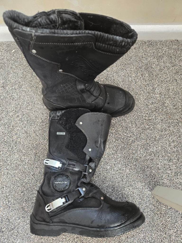 vintage black leather Hein Gericke HiProtec Gore-Tex motorcycle boots.  Size 7