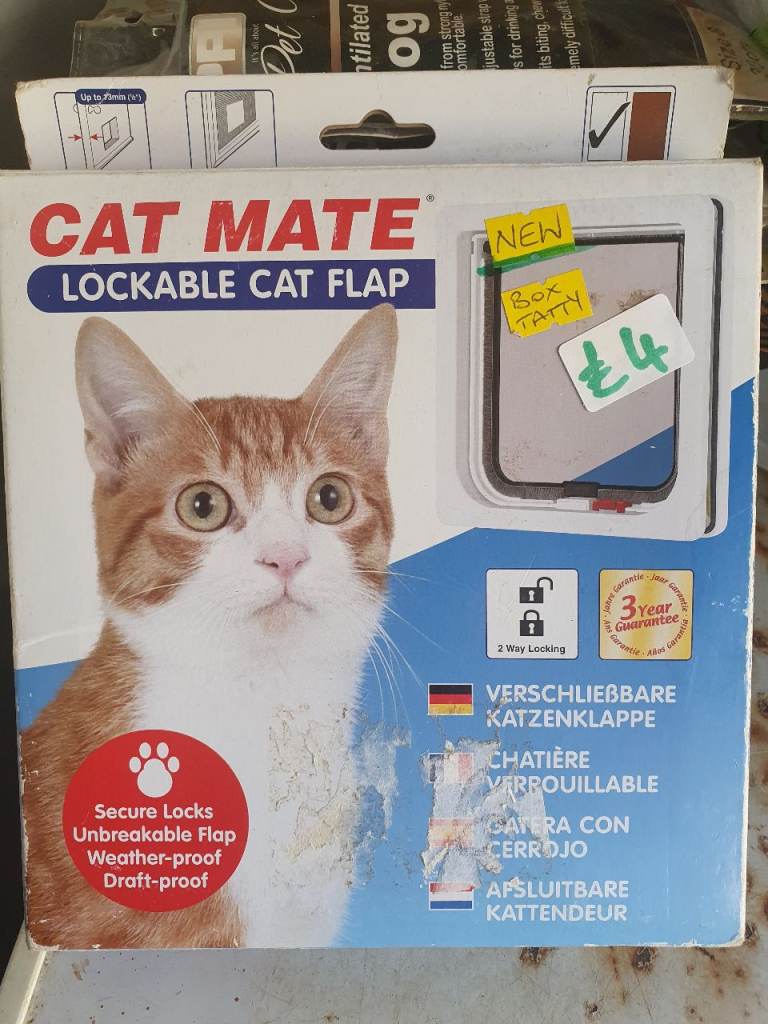 Cat mate lockable cat flap