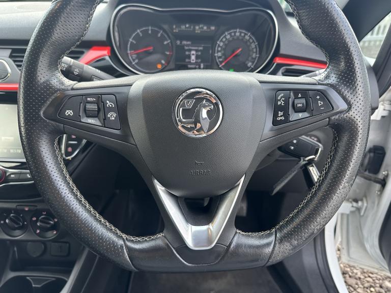 VAUXHALL CORSA 1.4 i Turbo White Edition 2017