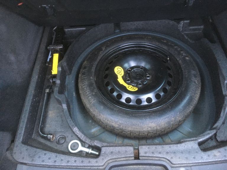 VOLVO V50 2.0SD (E4)