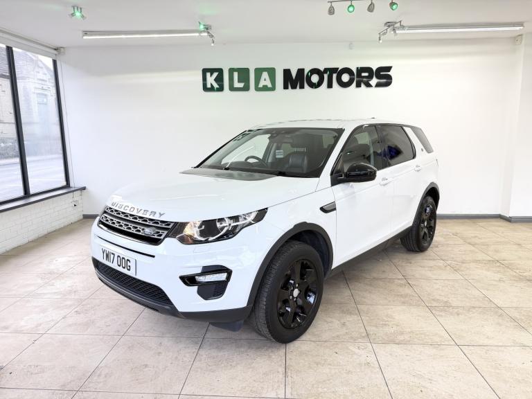 LAND ROVER DISCOVERY SPORT 2.0 TD4 Pure Edition White Manual Diesel 2017