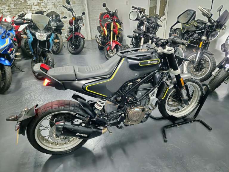 Husqvarna SVARTPILEN 401 2019