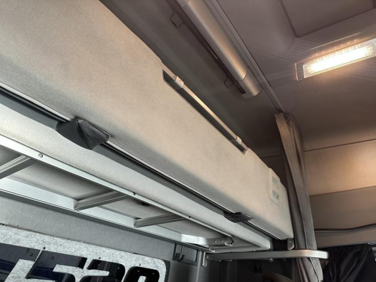 2021 RENAULT T 520 6X2 TWIN WHEEL TAG T HIGH