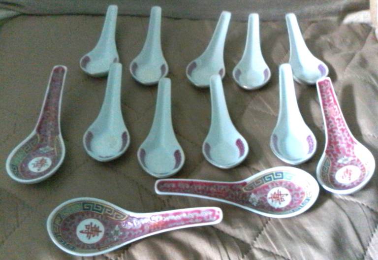 13 Chinese spoons with flowers 