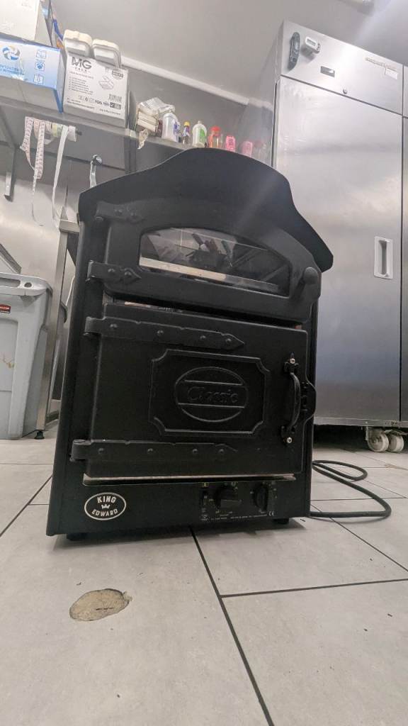 King Edward Classics Potato Oven - Excellent Condition