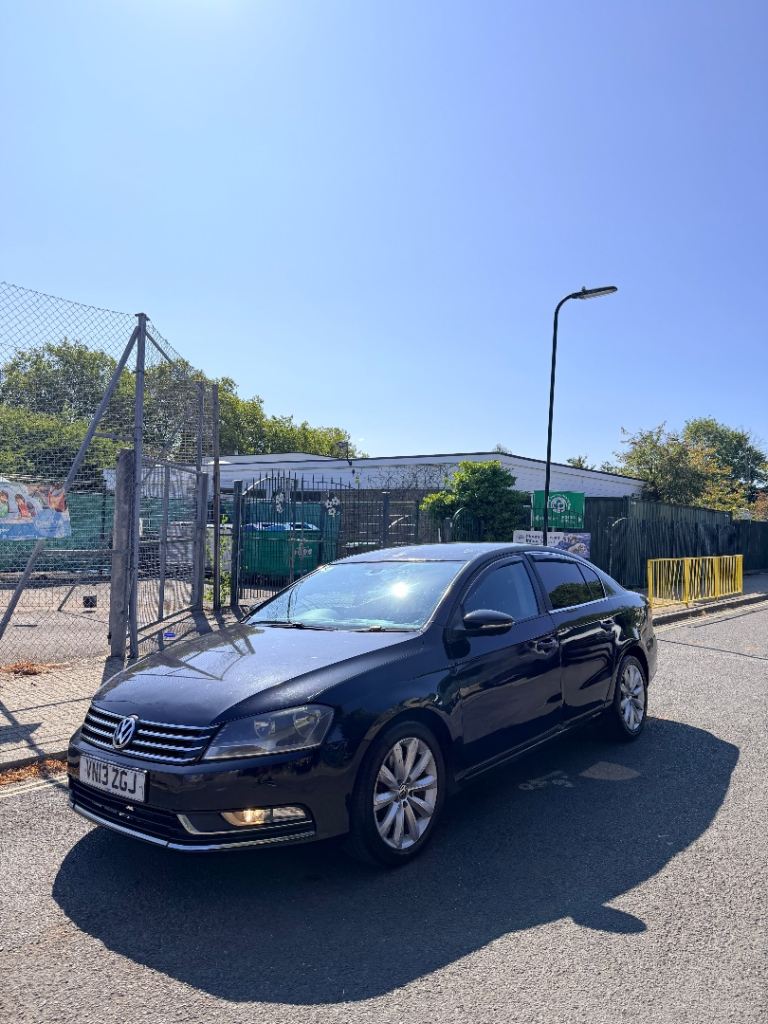 Volkswagen, PASSAT, Saloon, 2013, Semi-Auto, 1968 (cc), 4 doors