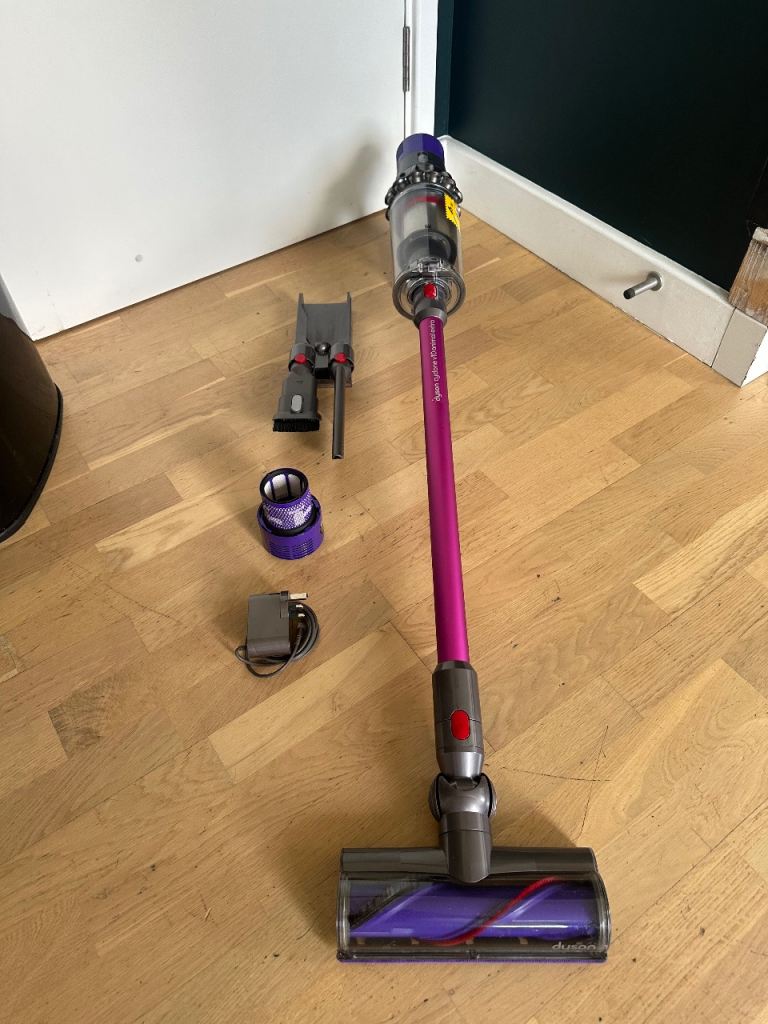 Dyson Cyclone V10 Animal Extra Vacuum Cleaner