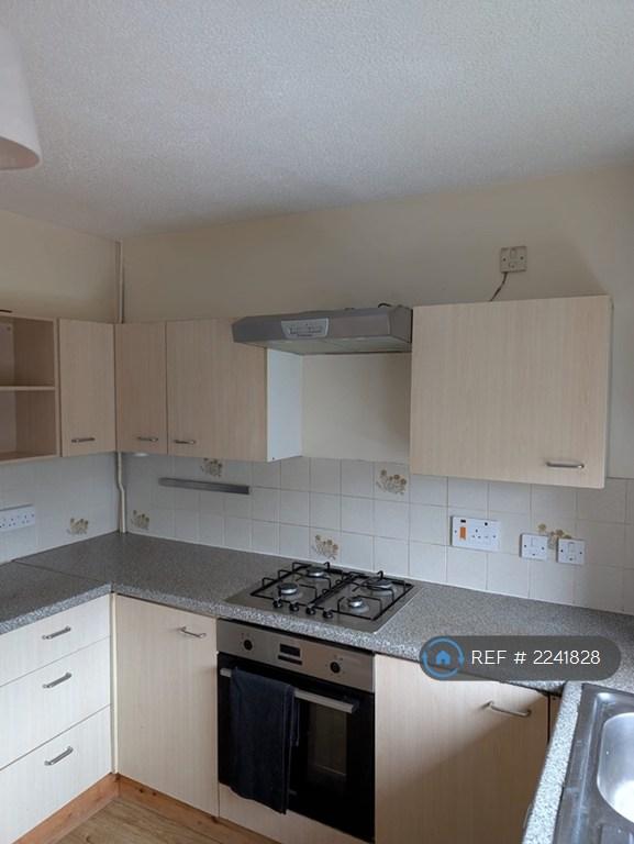 2 bedroom house in Llwyn Y Bioden, Swansea, SA6 (2 bed) (#2241828)