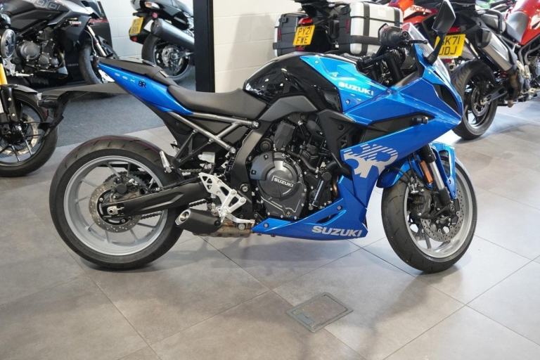 Suzuki GSX-8R, 2025, Triton Blue. IN STOCK NOW