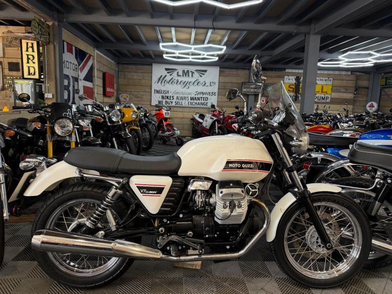 2011 MOTO GUZZI V7 CLASSIC, 1500 miles from new, lovely condition, px 