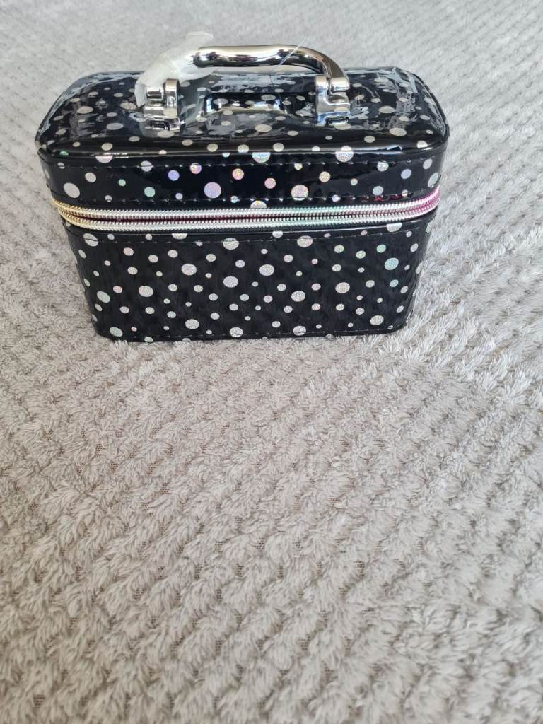 Brand New Black&White Spotted Polka Dot Make up case with interior mirror.
