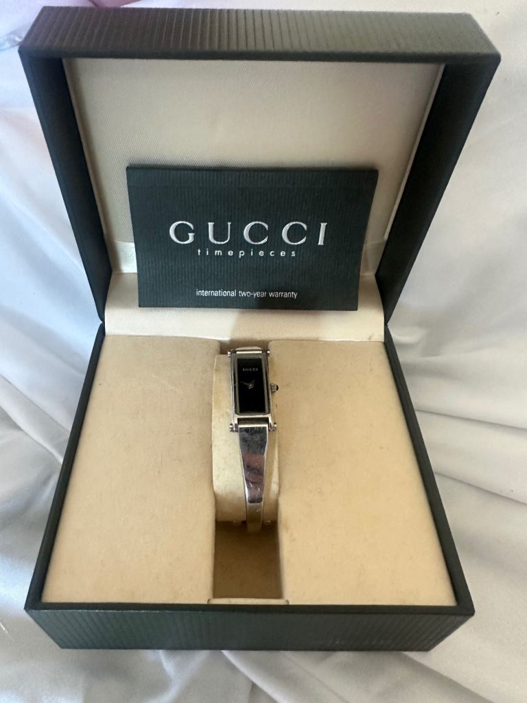 Vintage Gucci Watch 1400L
