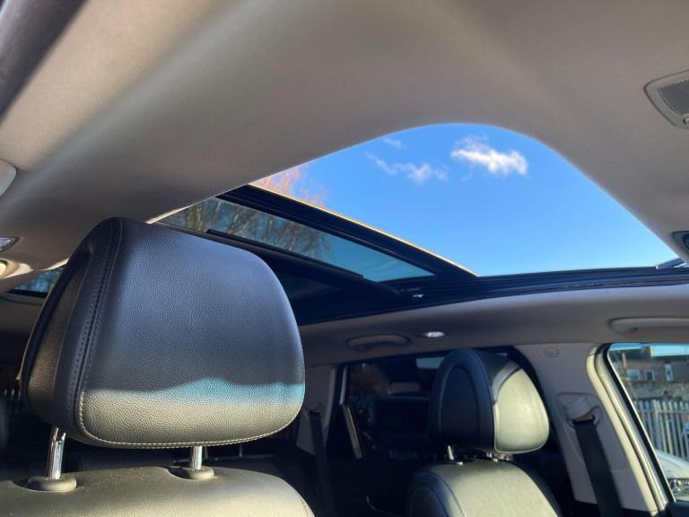 2016 Kia Sorento 2.2 CRDi KX-4 Auto AWD Euro 6 5dr ESTATE Diesel Automatic