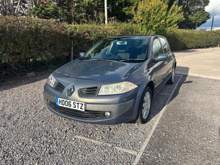 2006 Renault Megane 1.6 VVT Dynamique 5dr HATCHBACK Petrol Manual