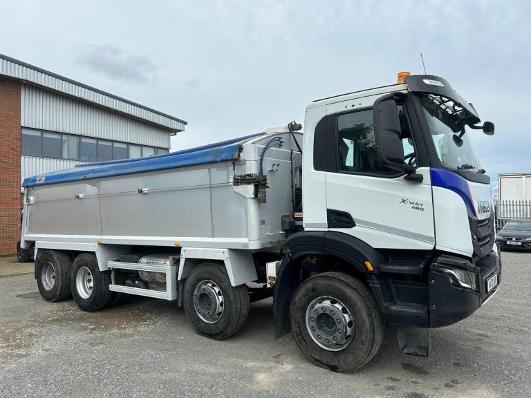 IVECO X-WAY 460 8X4 ALUMINIUM INSULATED TIPPER 2022 – VA72 UDO