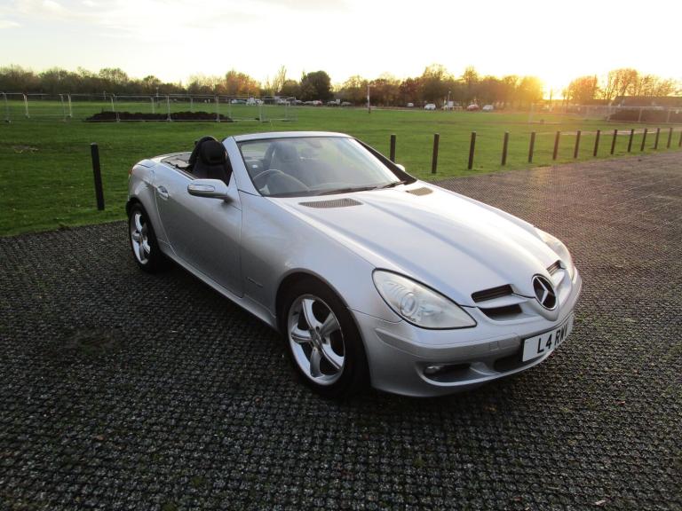 2005 Mercedes-Benz SLK 200K 1.8 2 door Auto Petrol Automatic CONVERTIBLE Petrol Automatic