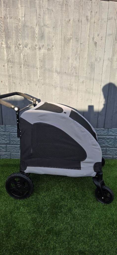 Easy pet dog stroller  