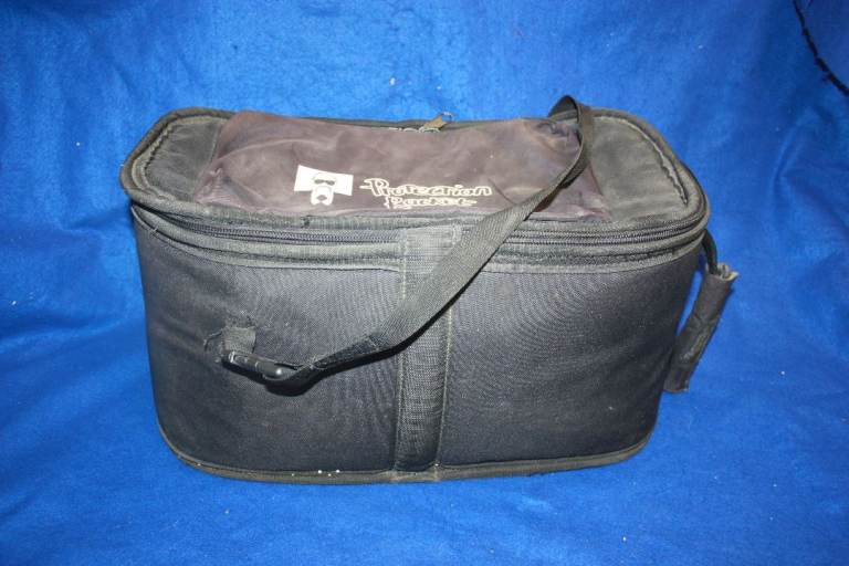 Protection Racket Fleece Lined Bongo Case ~ Model 8113 ~ 19.½in x 11in x 8in ~ £30 ono