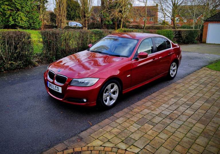 BMW, 3 SERIES, Saloon, 2011, Manual, 1995 (cc), 4 doors