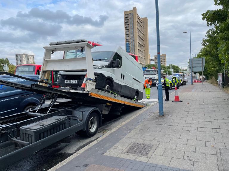 Recovery towing 24/7