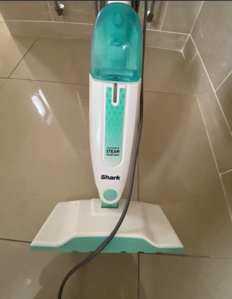 Shark Steam Mop S1000UK – Excellent Condition, Hardly Used