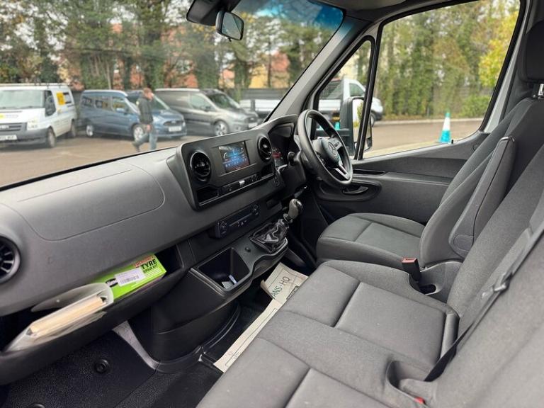 2022 Mercedes-Benz Sprinter 3.5t Progressive Chassis Cab CHASSIS CAB DIESEL Manual